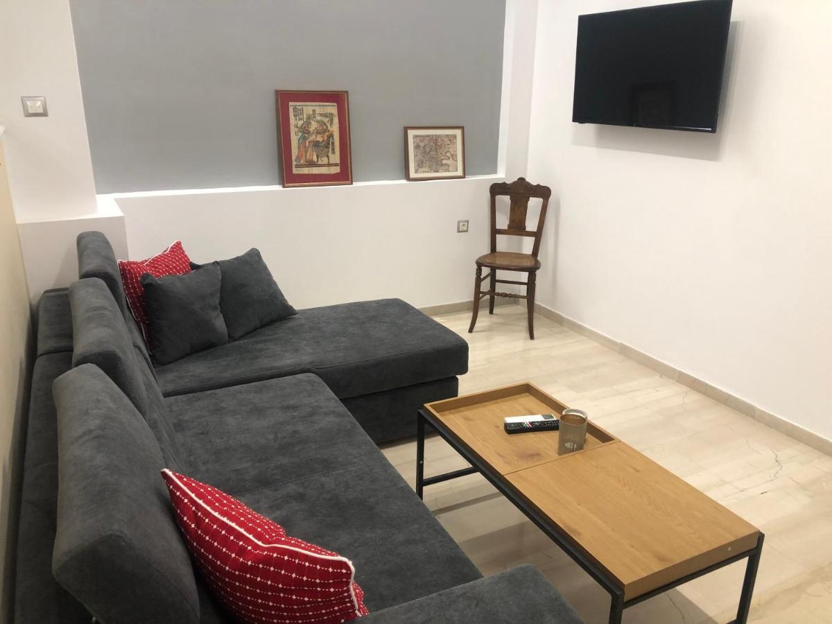 Royal Red Suite No 1, Piraeus Port Экстерьер фото