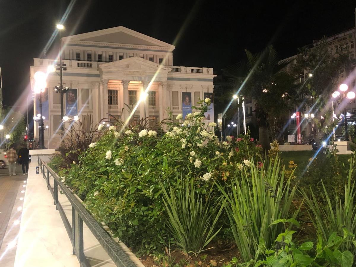 Royal Red Suite No 1, Piraeus Port Экстерьер фото