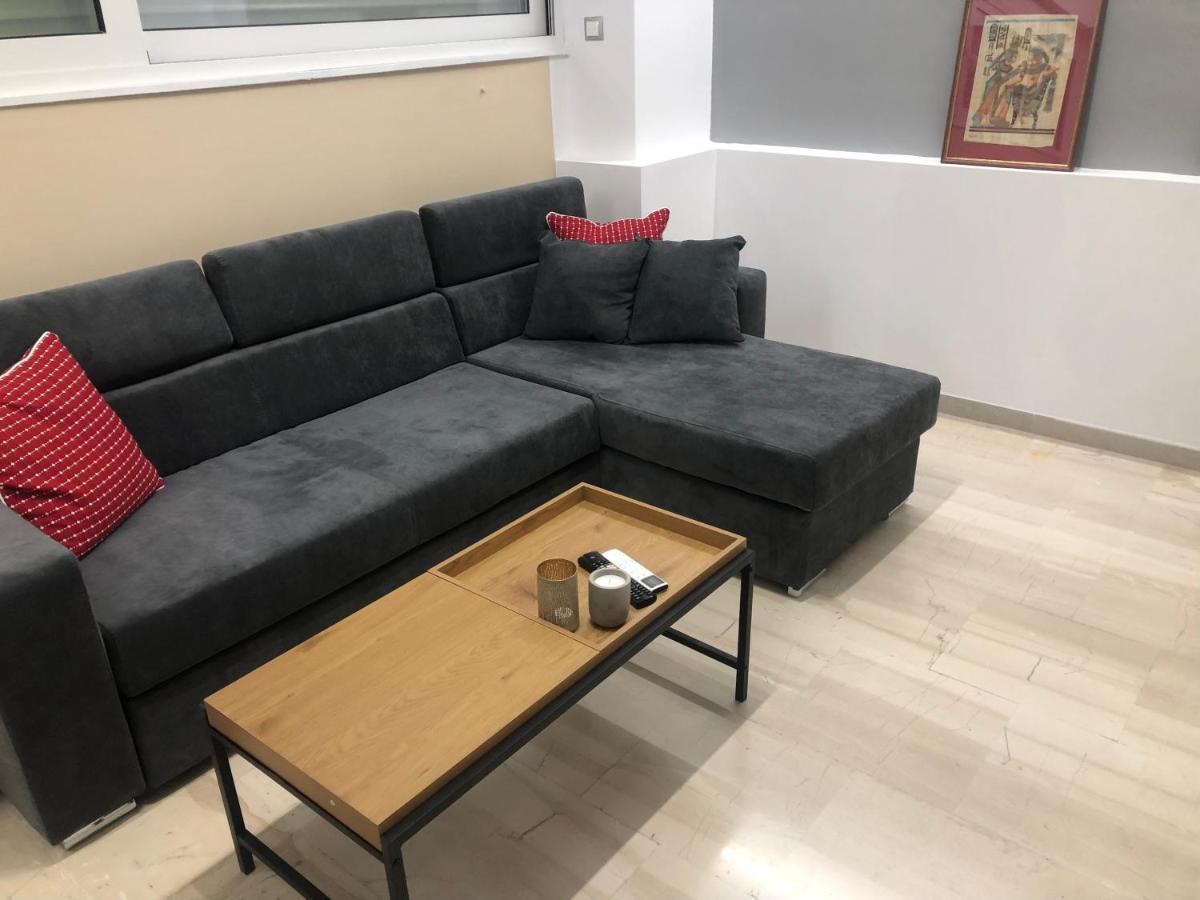 Royal Red Suite No 1, Piraeus Port Экстерьер фото