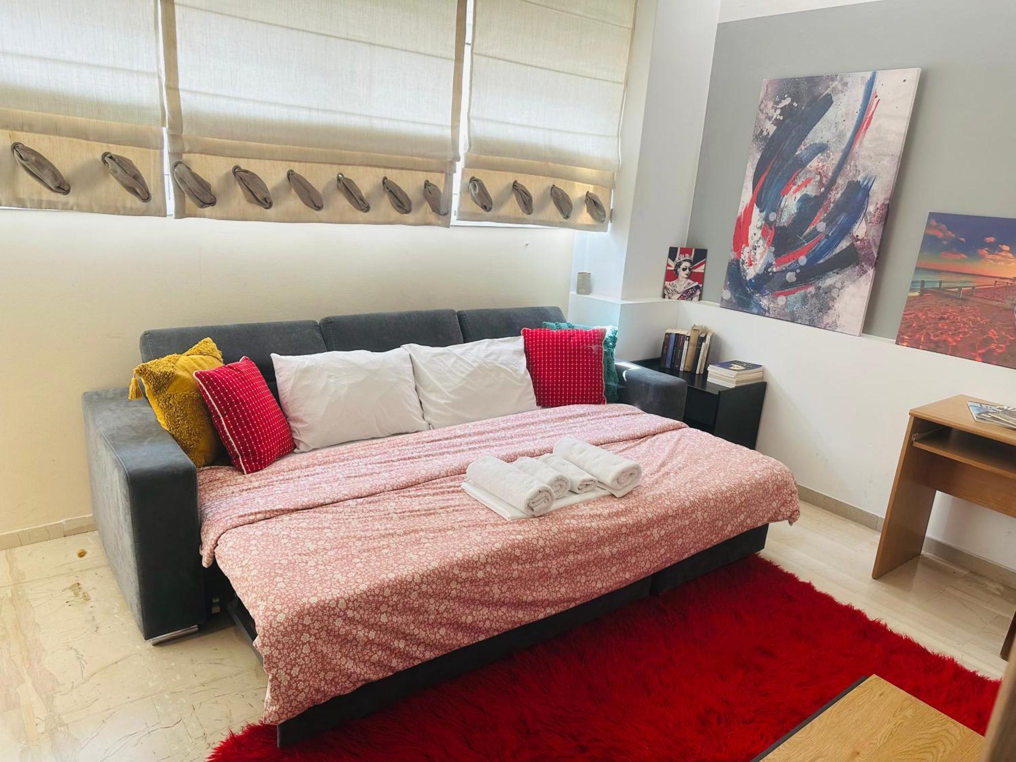 Royal Red Suite No 1, Piraeus Port Экстерьер фото